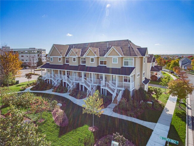 Building Photo - 2950 Clover Ridge Dr