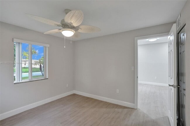 Building Photo - 3800 SW 58th Terrace