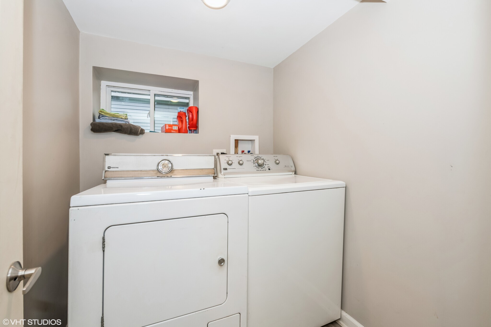 Washer and Dryer Shared - 1127 Hannah Ave