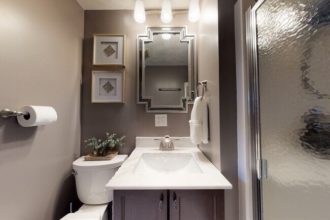 Building Photo - 37 Marivista Ave