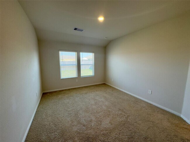 Building Photo - 1302 Camden Ln