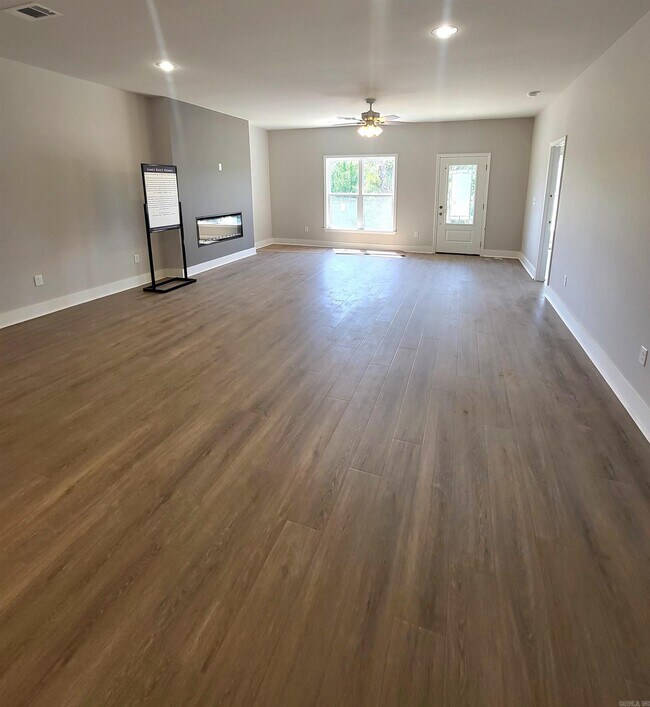 Building Photo - 1803 Aldersgate Rd