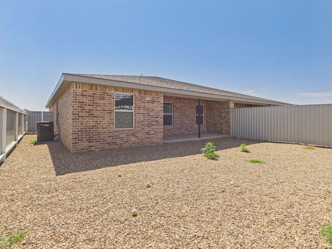 Building Photo - 1124 Caprock St