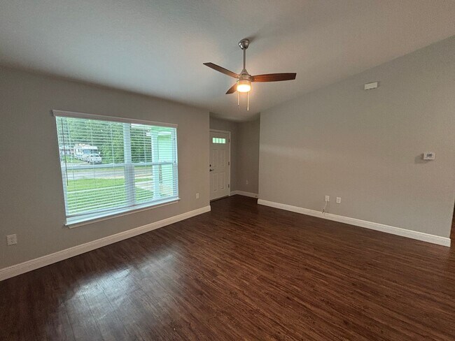 Building Photo - Custom Home - Desirable Citrus Springs Nei...