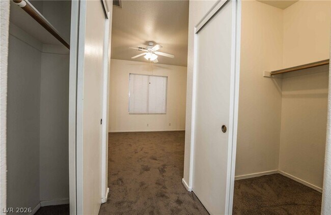 Building Photo - 7224 Pinon Crest Ct