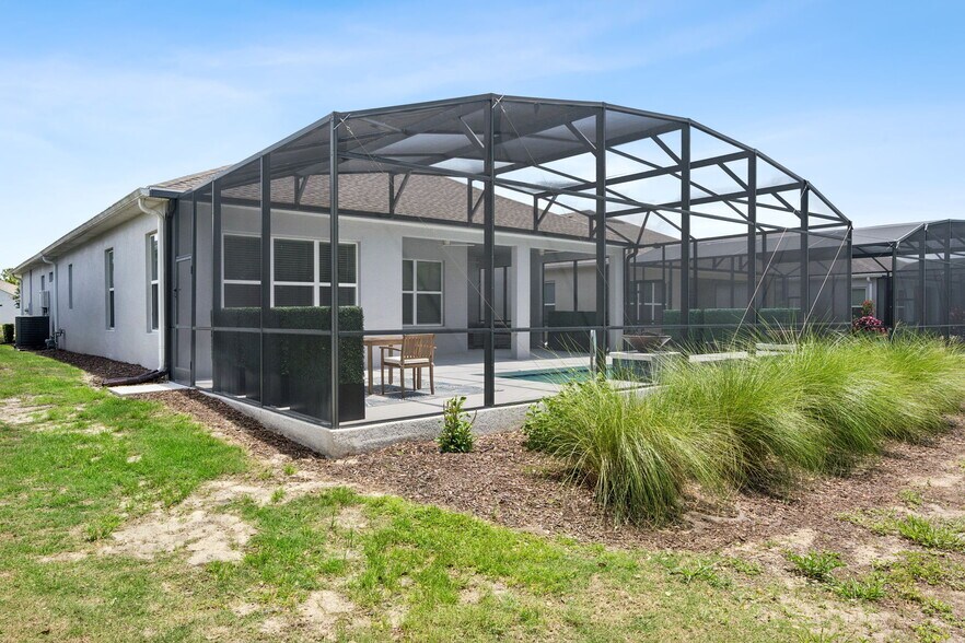 Building Photo - 7790 Four Seasons Blvd