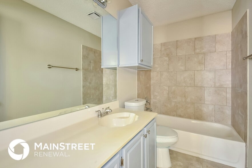 Building Photo - 10743 Mustang Ridge