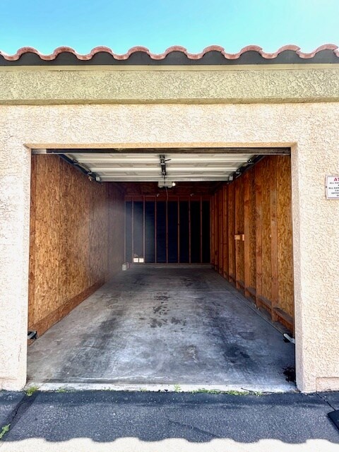 Building Photo - 7885 W Flamingo Rd