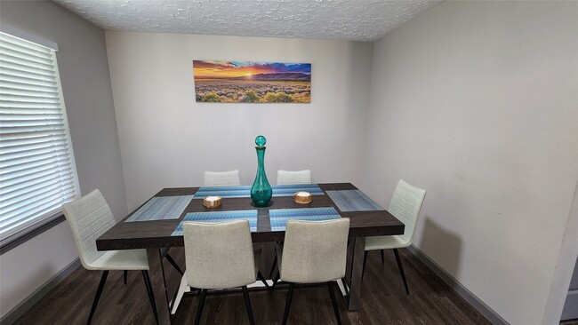 Building Photo - 9735 Stonemont Rd