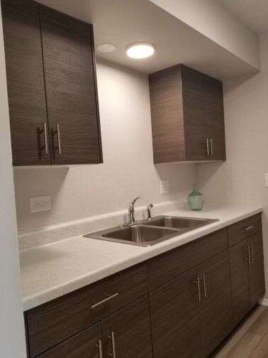 Building Photo - 5105 N East River Rd