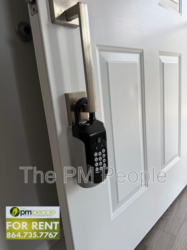 Building Photo - 134A Bennetts Bridge Rd.