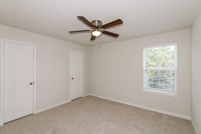 Building Photo - 8206 Sunberry Shadow Dr