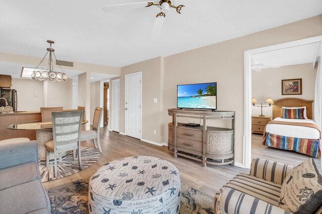 Building Photo - 600 Neapolitan Way