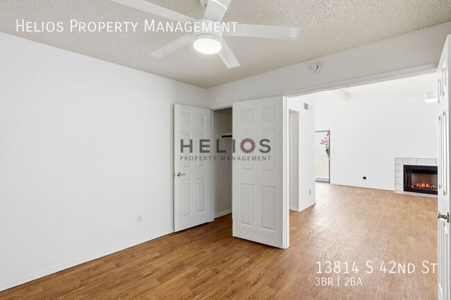 Building Photo - 13814 S 42nd St