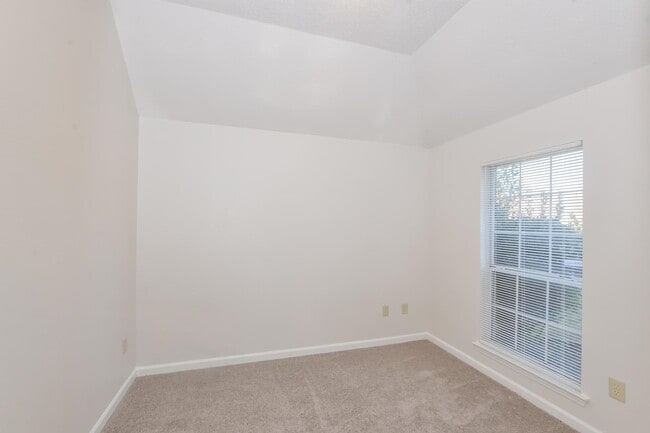 Building Photo - 6650 Spencer Forest Cove E