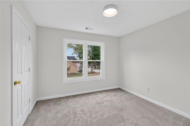 Building Photo - 2845 Factor Walk Blvd