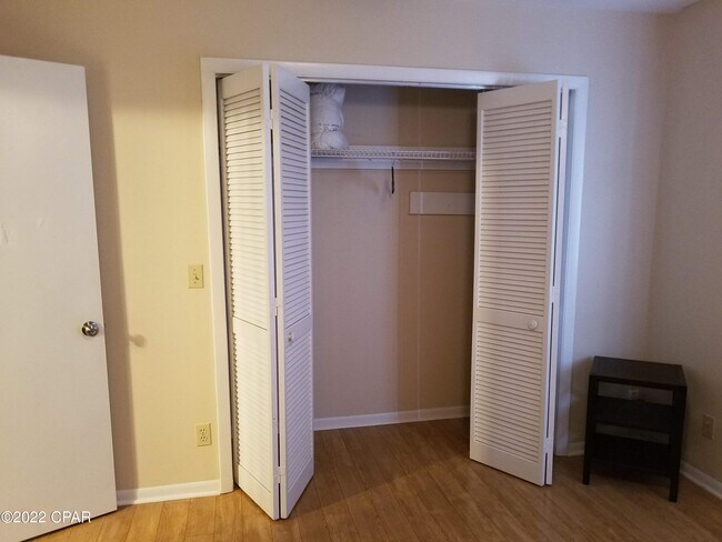Building Photo - 8126 Surf Dr