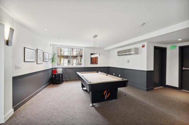 Building Photo - 1 bedroom in Seattle WA 98122