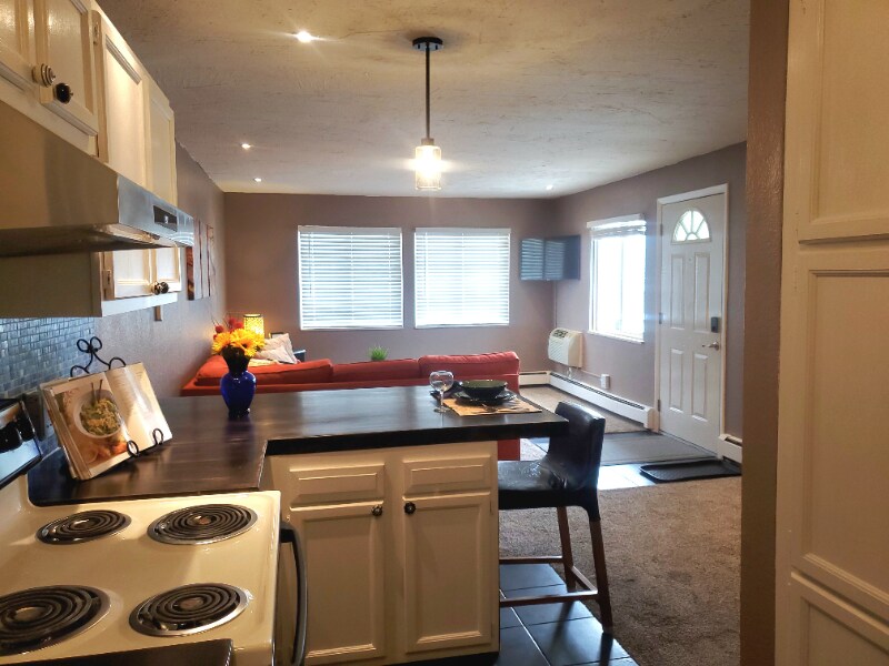 Building Photo - 857 S Van Gordon Ct