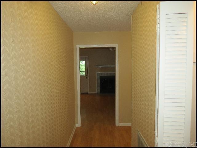 Building Photo - 12 Cedar Point Ct