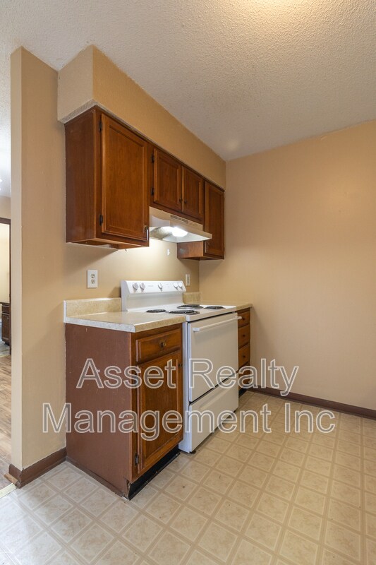 Building Photo - 504 Cedartop Ln NW