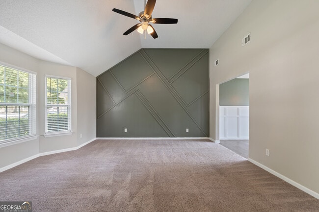 Building Photo - 3902 Arabian Way SW