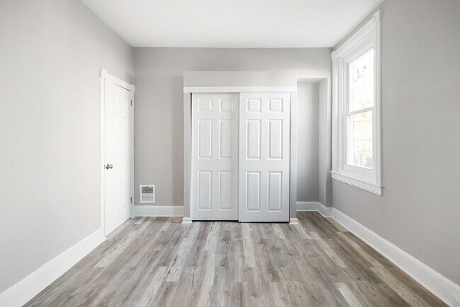 Building Photo - Renovated 4-Bedroom Home with Modern Finishes