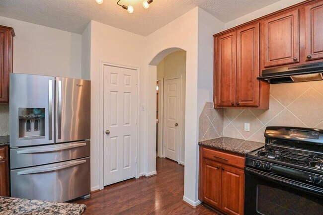 Building Photo - 5203 Brinkman Ct
