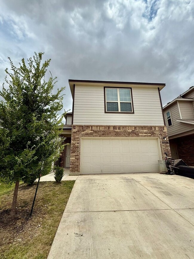 Primary Photo - 10534 Green Rock Dr