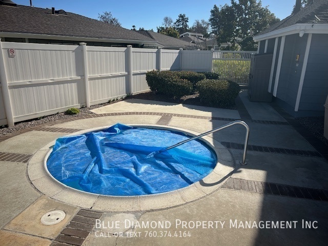 Building Photo - Shadowridge Home on Golf Course