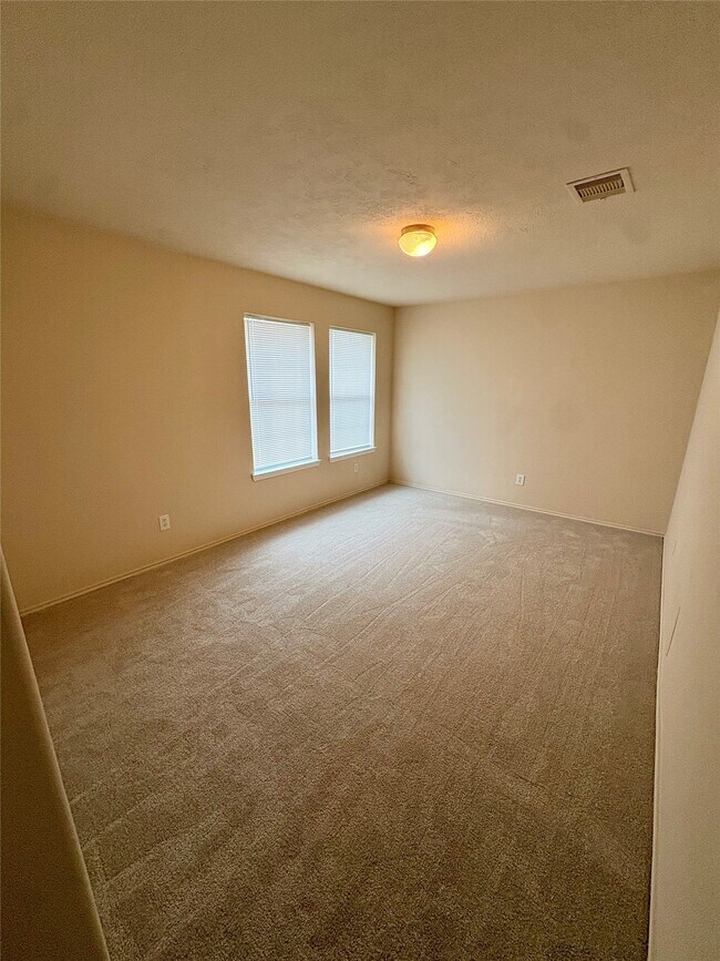 Building Photo - 13826 Fort Nelson Dr