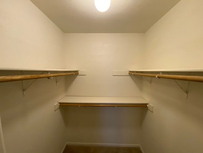 Building Photo - Beautiful home close to local schools and military base