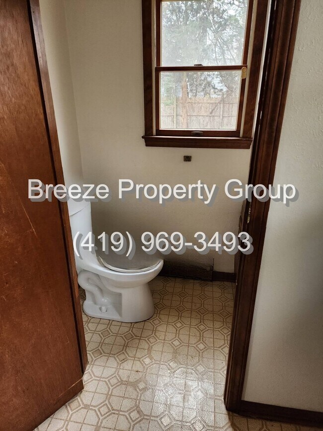 Building Photo - 333 Palmer St