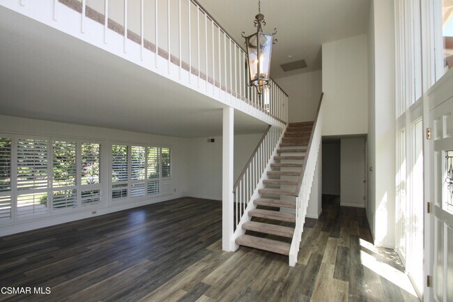Building Photo - 1543 Covington Ave