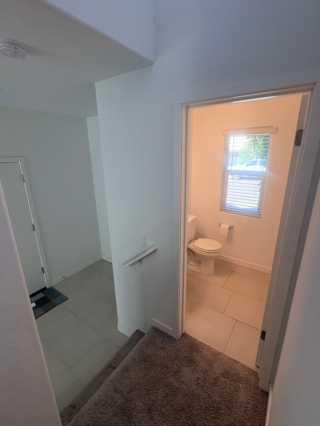 Building Photo - 836 Soledad Ave