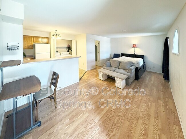 Building Photo - 122-2-12 Whalen Ave Cripple Crk