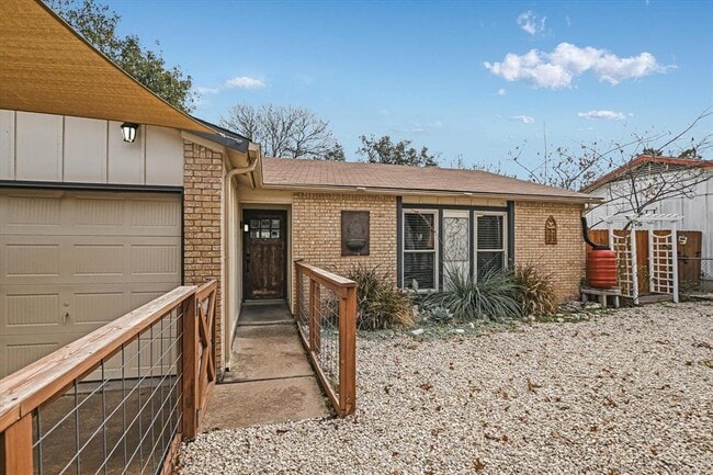 Building Photo - 6109 Merriwood Dr