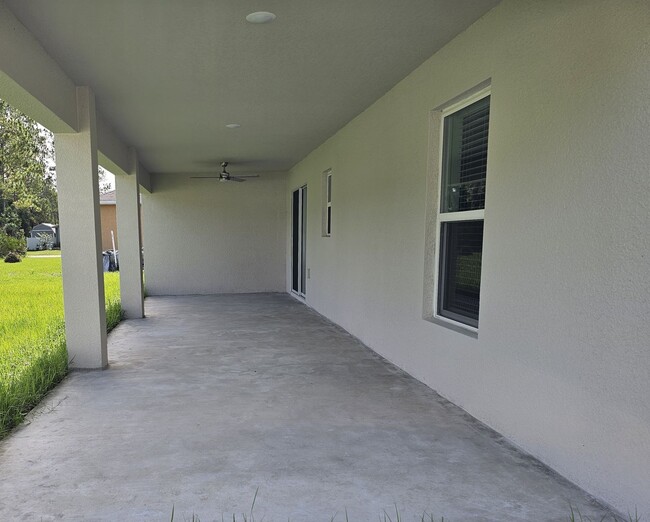 Building Photo - $500 OFF THE 1ST MONTH RENT! NEW Construct...