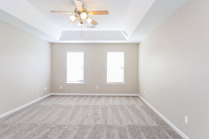 Building Photo - 13138 Planters Row Dr