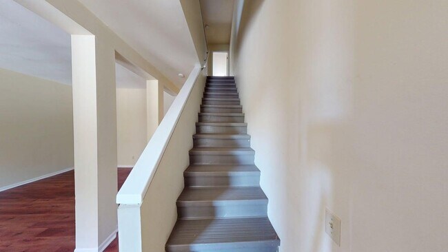 Building Photo - 3861-3869 McRee