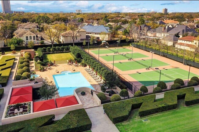 Building Photo - 5110 San Felipe St