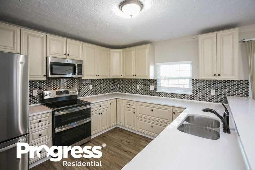 Building Photo - 7838 Crooked Meadows Dr
