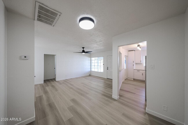 Building Photo - 2945 N 19th Ave