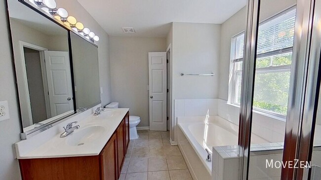 Building Photo - 11721 Coppergate Dr