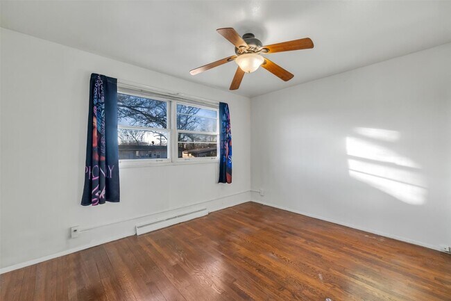 Building Photo - 9014 Ellison Dr