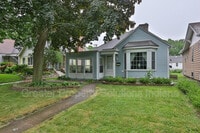 Building Photo - 234 Fernwood St