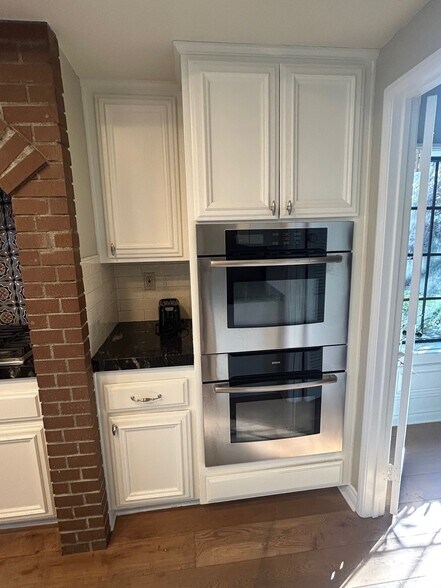 Building Photo - 3098 Dragonfly St