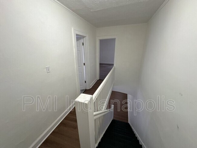 Building Photo - 3236 Winthrop Ave