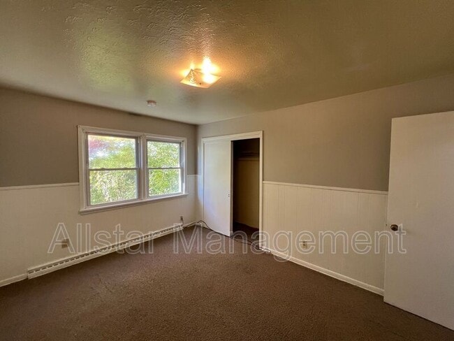 Building Photo - 26601 Lakeshore Blvd