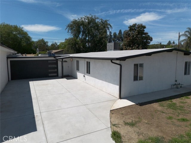 Building Photo - 16404 Donmetz St